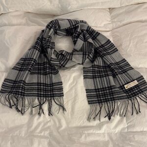 100% Cashmere Vintage Scarf  Peck and Peck